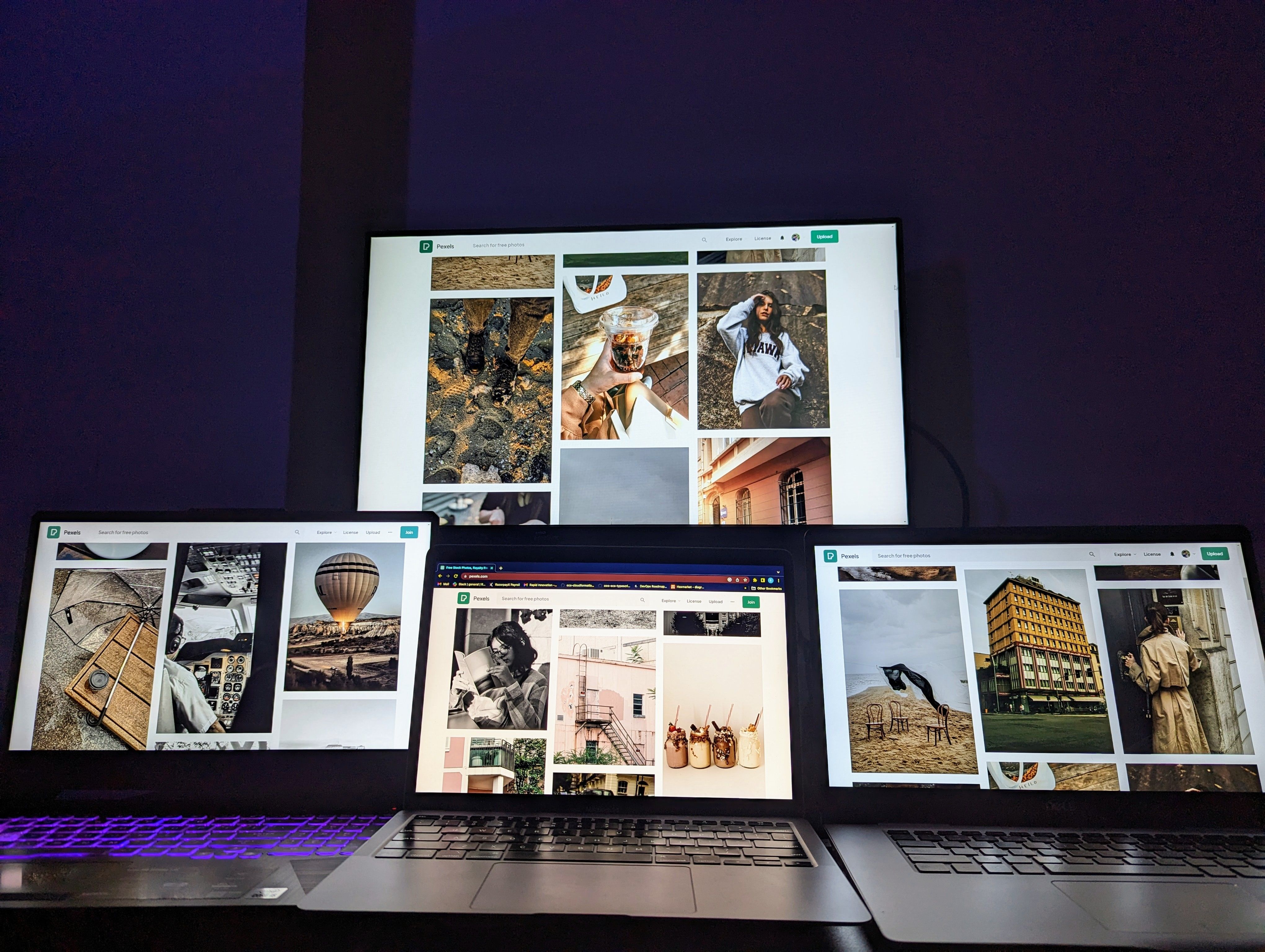 Laptop Banner